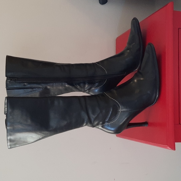 Pegabo High Heeled Boots - Picture 1 of 6